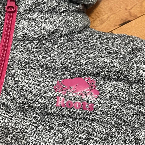 SOLD - Girls Roots Jacket - Picture 3 of 6